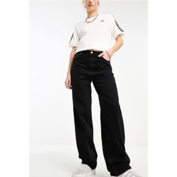 Weekday “Rail” Black Jeans – Mid Rise, Loose Fit, Wide Leg - Picture 1 of 5